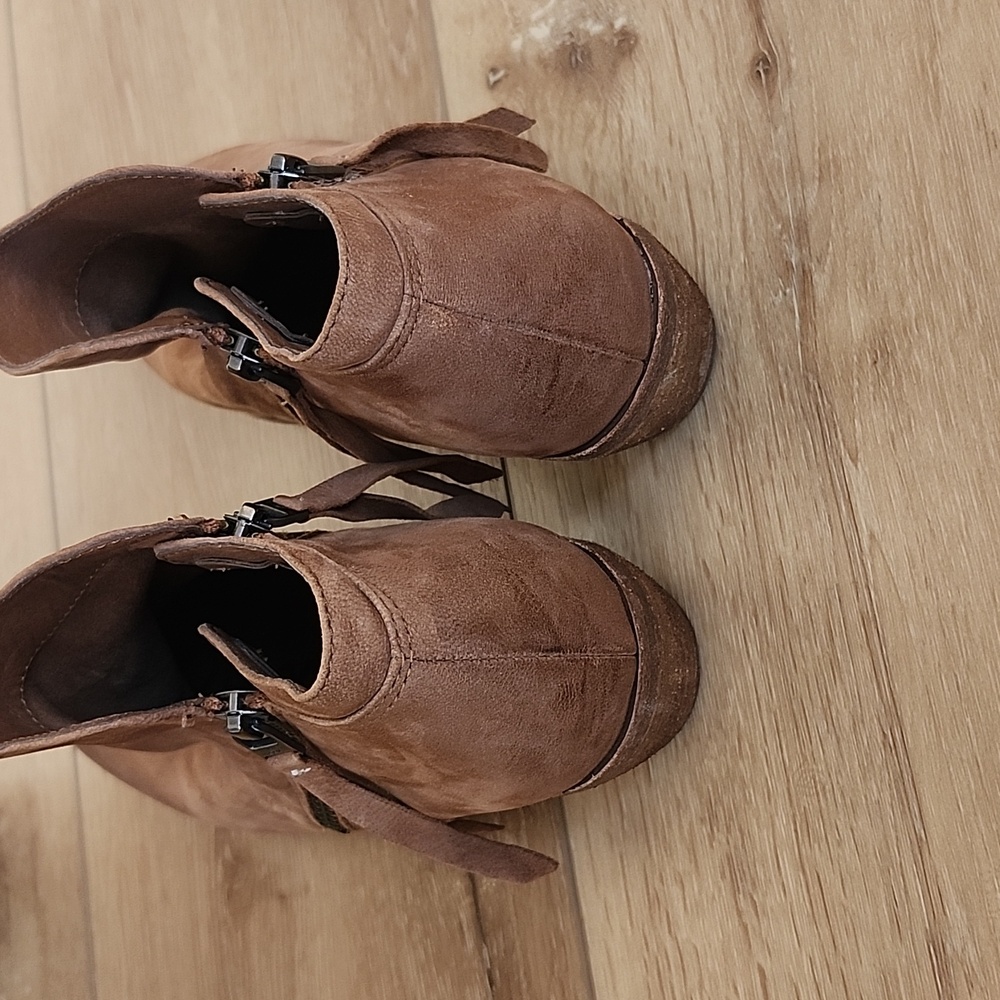 Sam Edelman Leather Ankle Boots, Size 8 - Picture 5 of 10